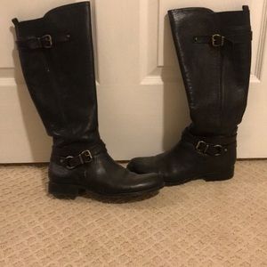 Size 9 black leather riding boots